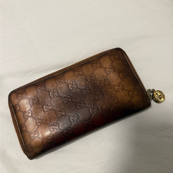 Vintage Gucci Wallet - Picture 1 of 5